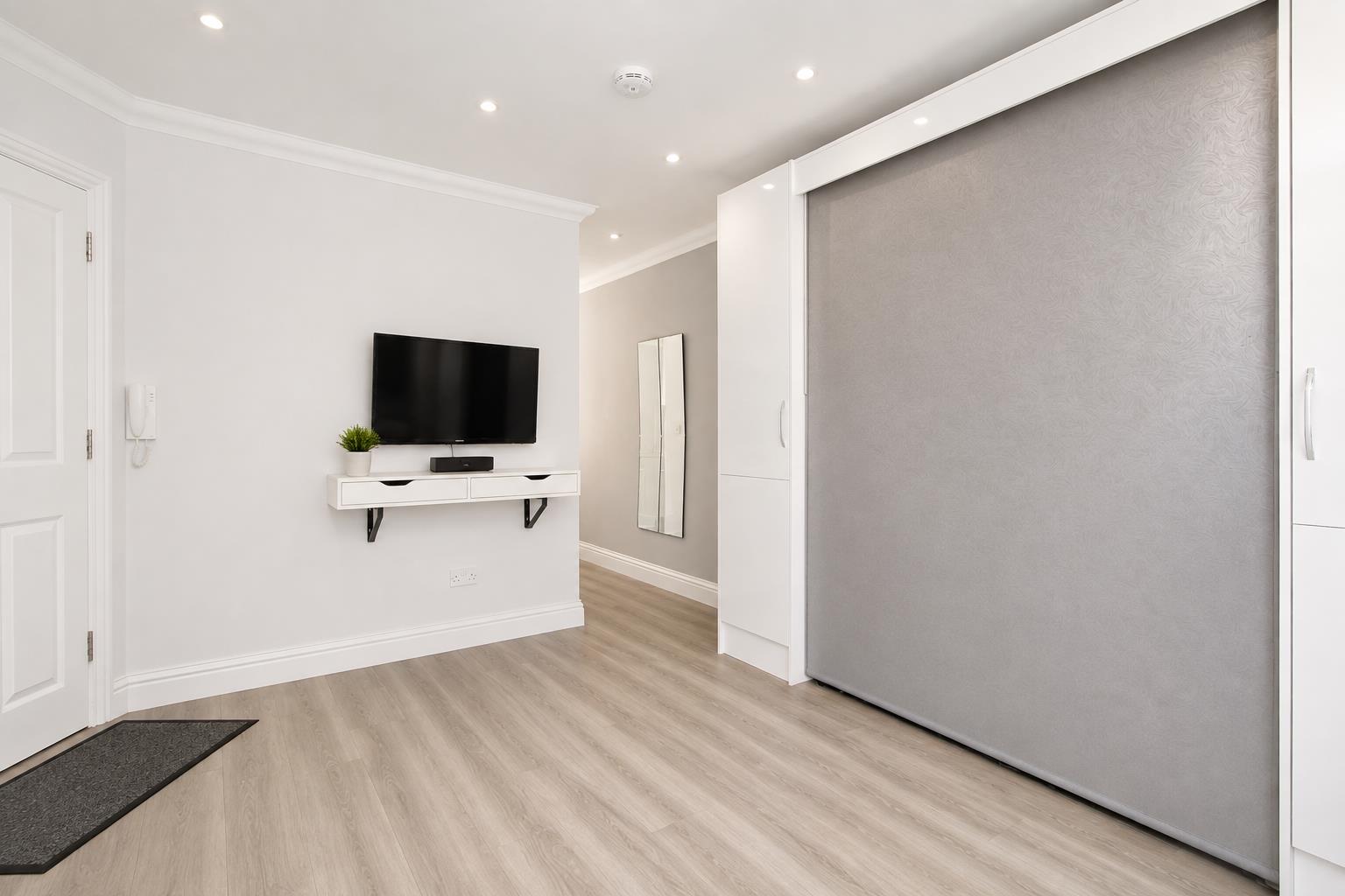 Priory Avenue, Caversham, Reading